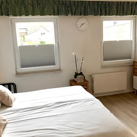 Klein Und Fein Für Nach Dem Wein, Römerstraße