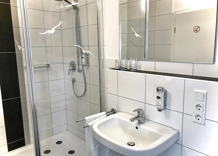 Klein Und Fein Fuer Nach Dem Wein, Roemerstrasse בית אירוח