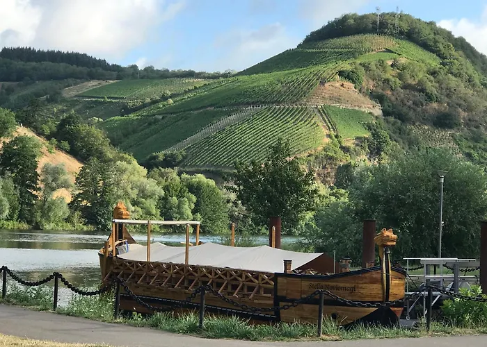 Klein Und Fein Fuer Nach Dem Wein, Roemerstrasse בית אירוח נוימאגן-דרון